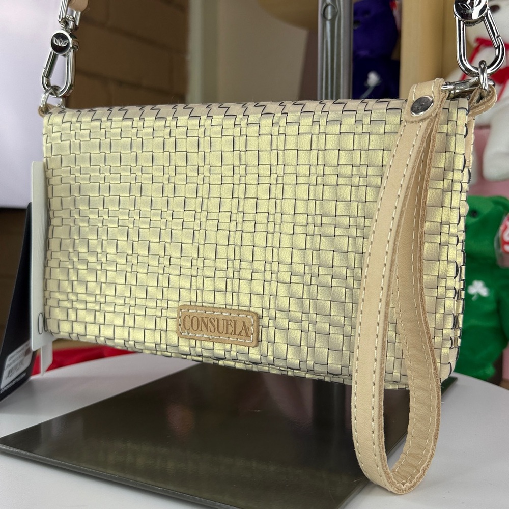 💥NWT CONSUELA - Pearl Uptown Crossbody - 45U718 - Picture 4 of 13